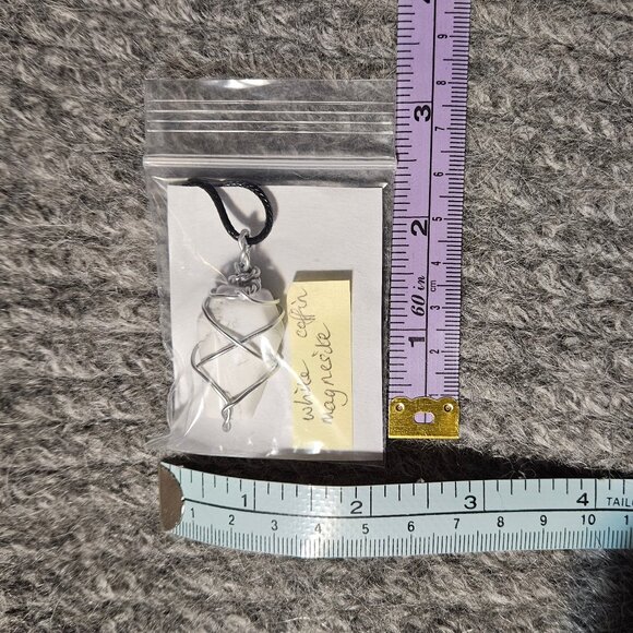 White howlite coffin gemstone/crystal pendant, black cord, new - Picture 3 of 3